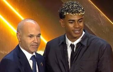 罗马2-0格拉斯哥流浪者，苏莱破门，佩莱格里尼建功