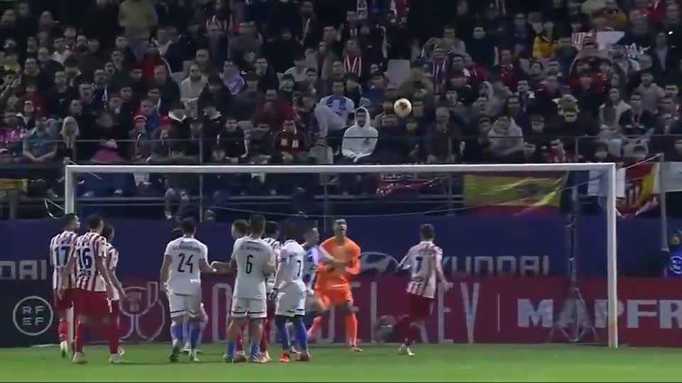 媒体人：邵佳一执教国足后，李昊成为接班颜骏凌的最热门人选