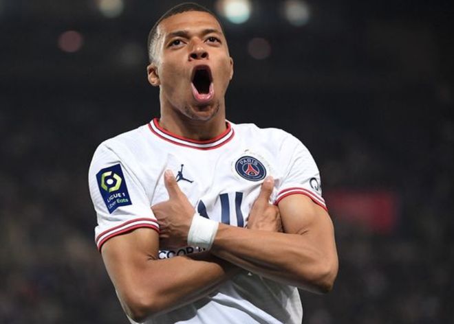 TA：阿隆索帅位暂时安全，输曼城不会让他立刻从皇马下课