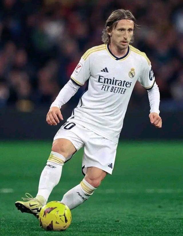 法尔克：尤文和利物浦都询问了明夏免签格纳布里的可能