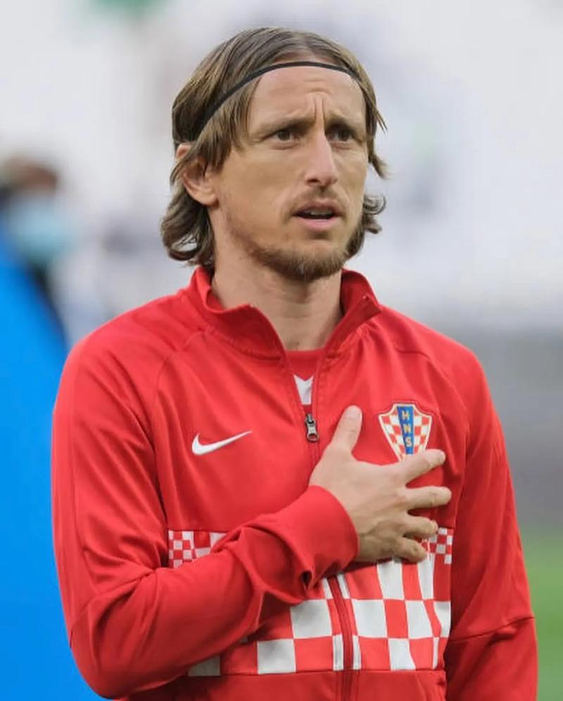 官方：京都不死鸟与主帅曹贵裁续约至26／27赛季结束